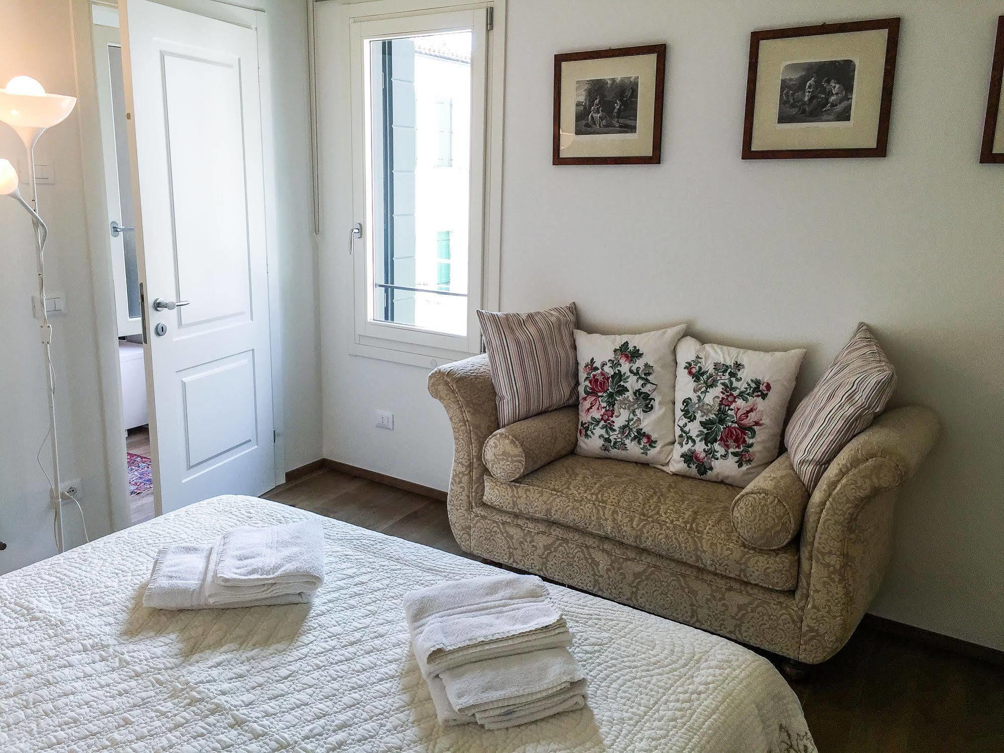 Ca Farnese Apartment Venice Exterior photo